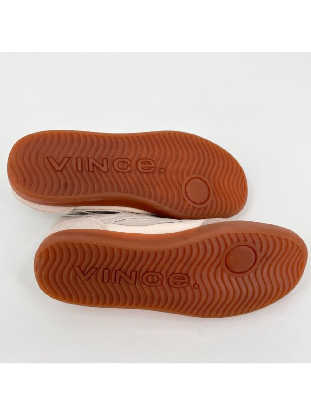Vince Women's Oasis Runner Lace up Sneakers Size US 7.5 M - Picture 11 of 12